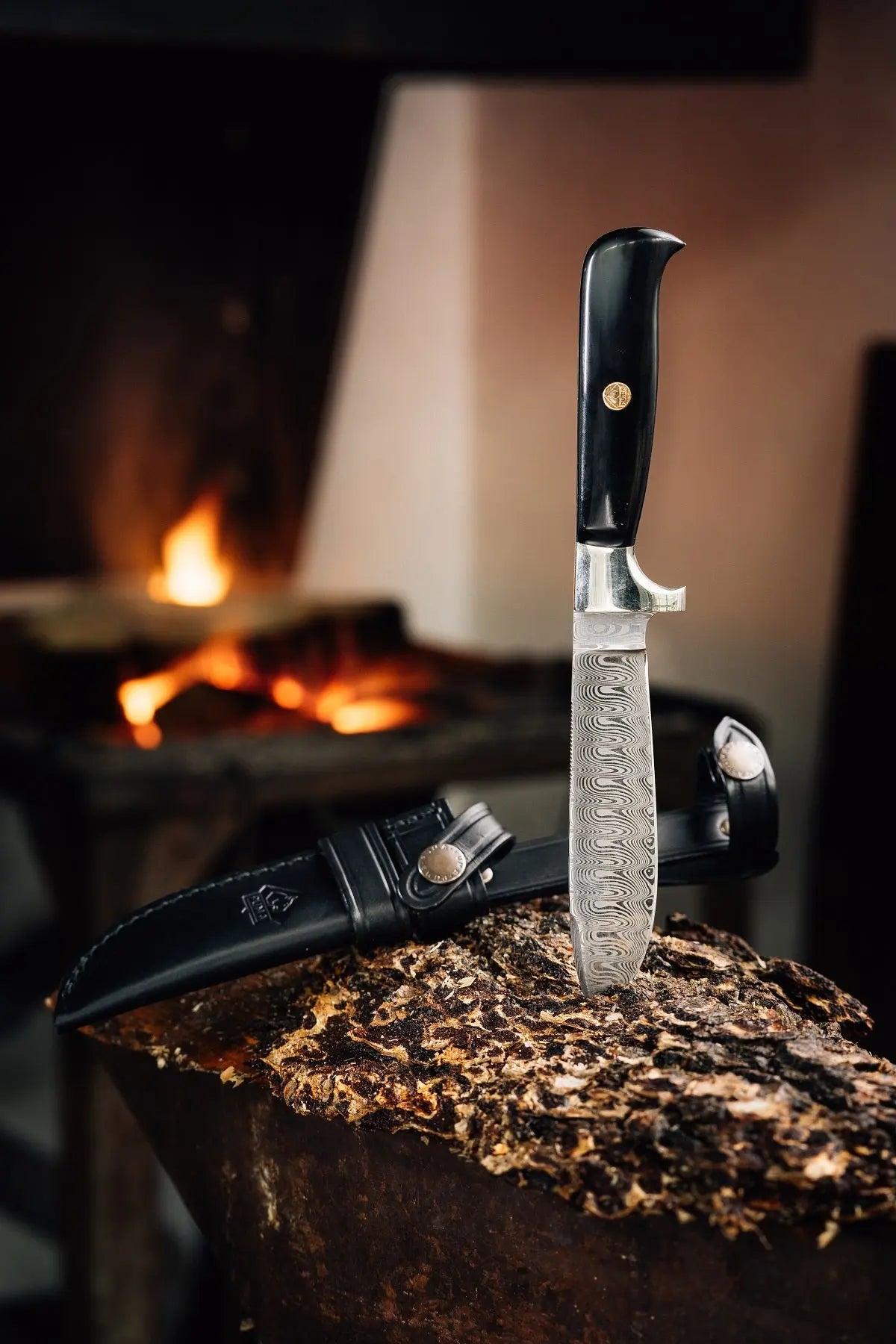 puma-jahresmesser-2021-jagdnicker-b-ffelhorn-damast-limitiert image 1