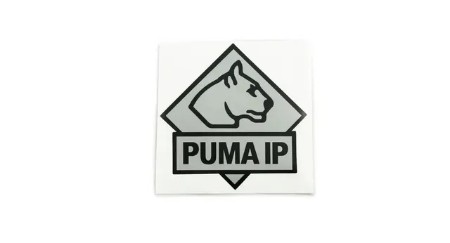 puma-ip-logo-aufkleber-6x6-cm-schwarz-silber-sticker image 1